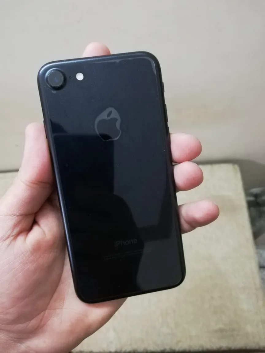 Iphone 7 mate black - ad image 2