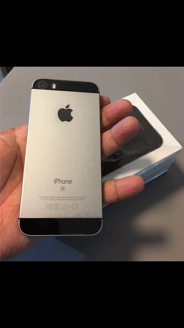 iPhone 5S perfectly new space grey - ad image 1