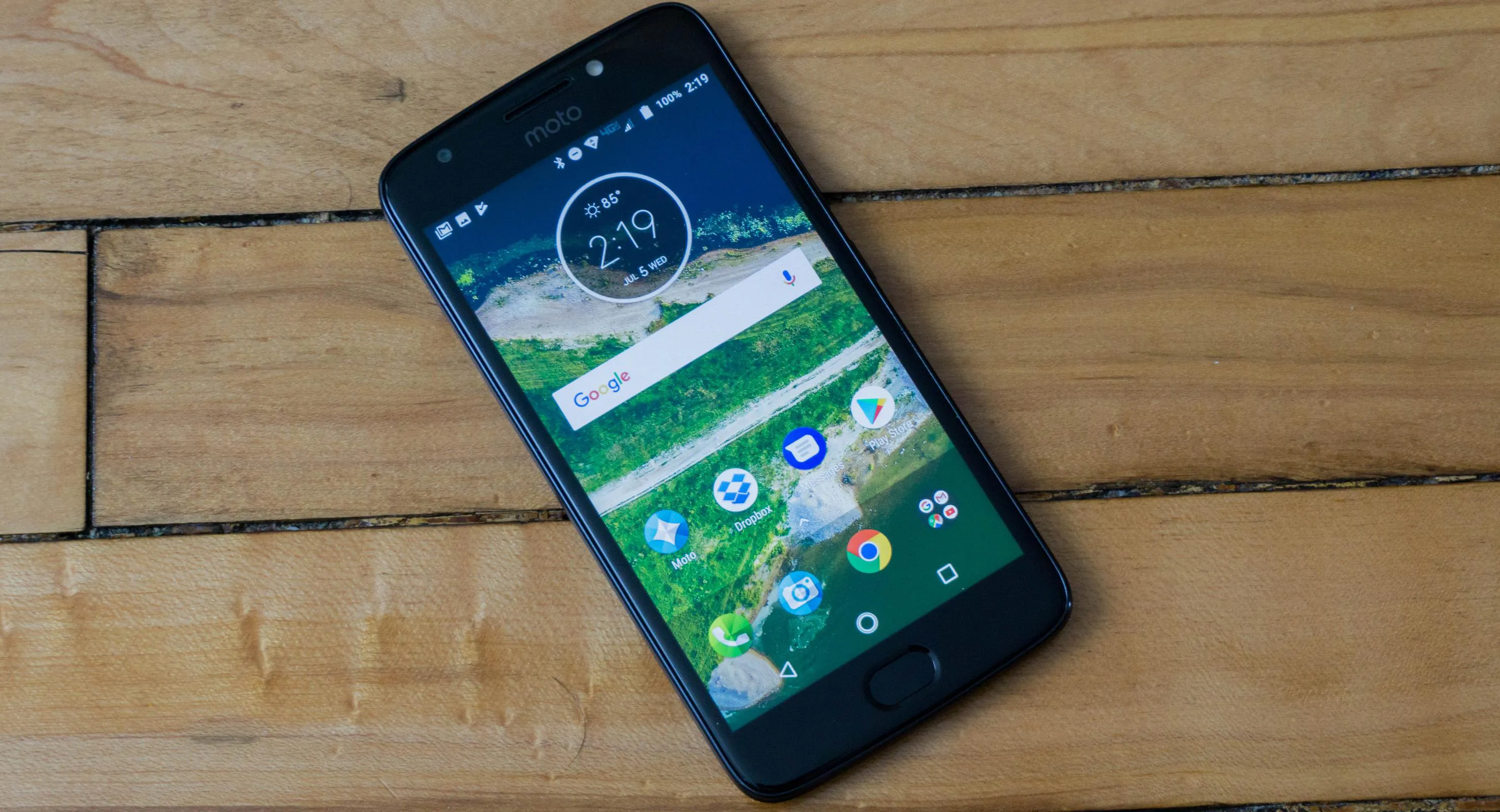 Motorola moto e4 available in excellent condition with an adjustable appropriate price - ad image 2