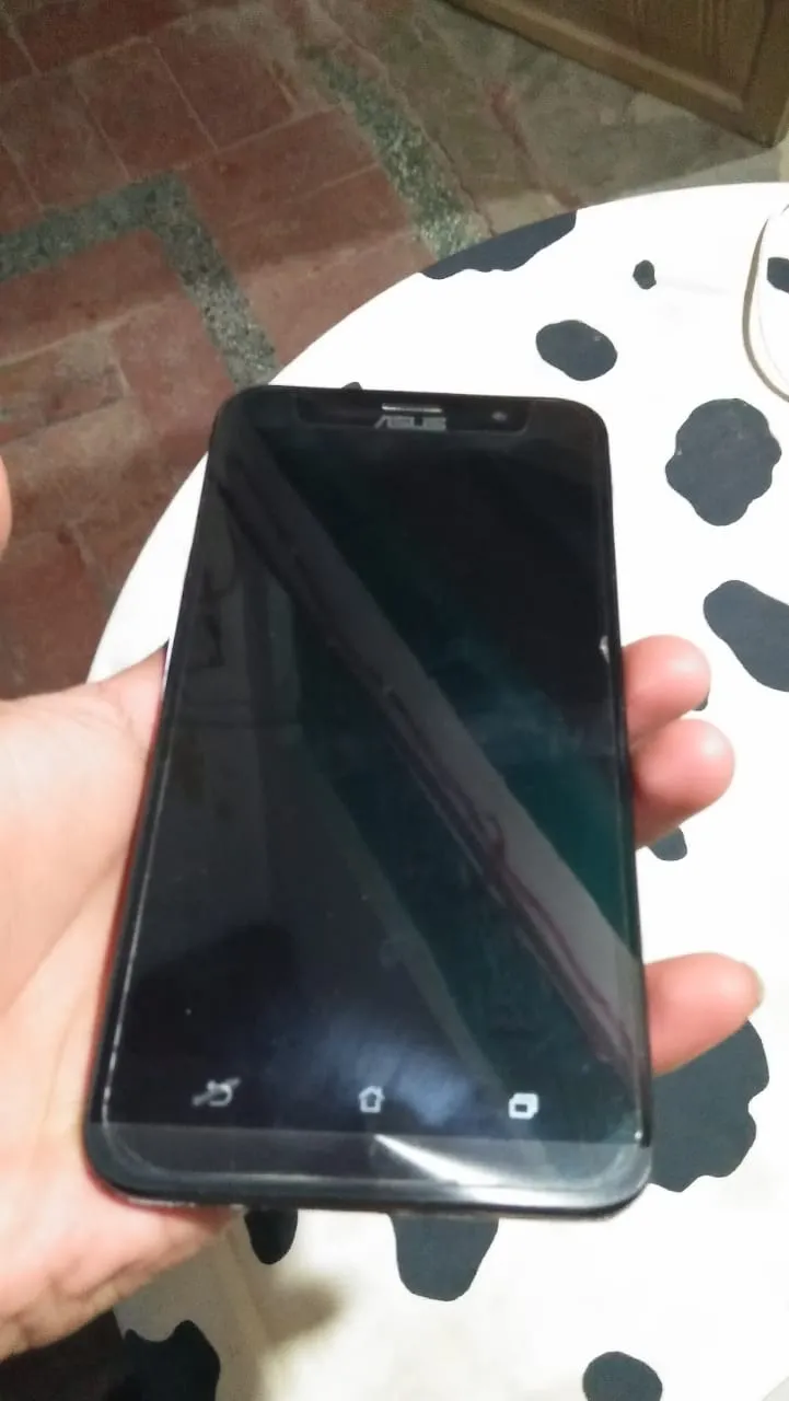 Asus ZenFone 2 for sale - ad image 3