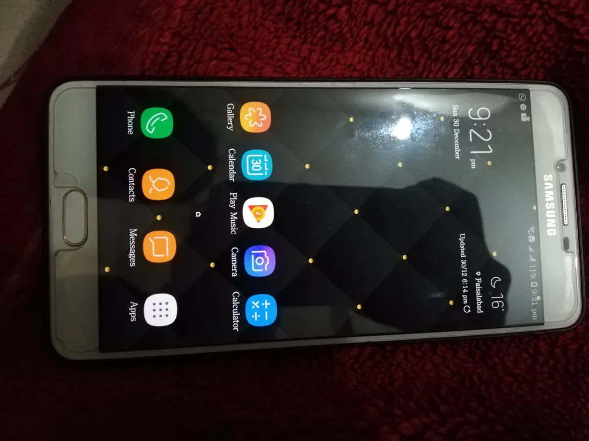 Samsung c9 pro - ad image 1