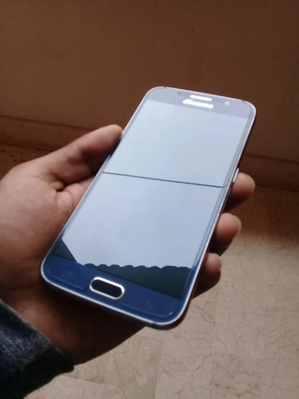 Samsung galaxy S6 (10/10) Condition - ad image 3