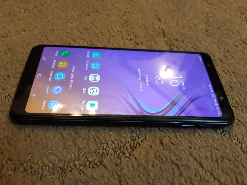 Samsung A7 2018 with full warranty and box - ad image 3