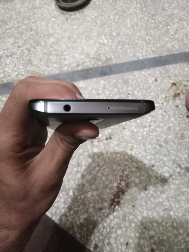 Motorolla Droid Turbo II - ad image 4