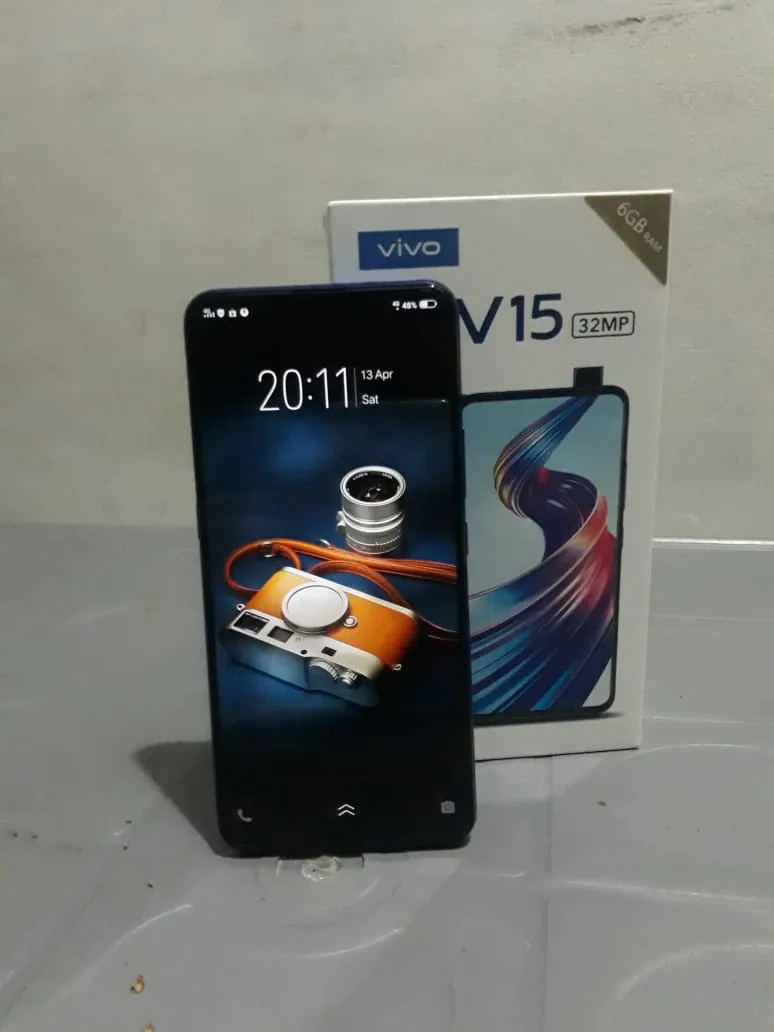 VIVO V15 (2019) LATEST - ad image 1