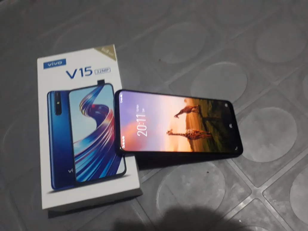 VIVO V15 (2019) LATEST - ad image 3