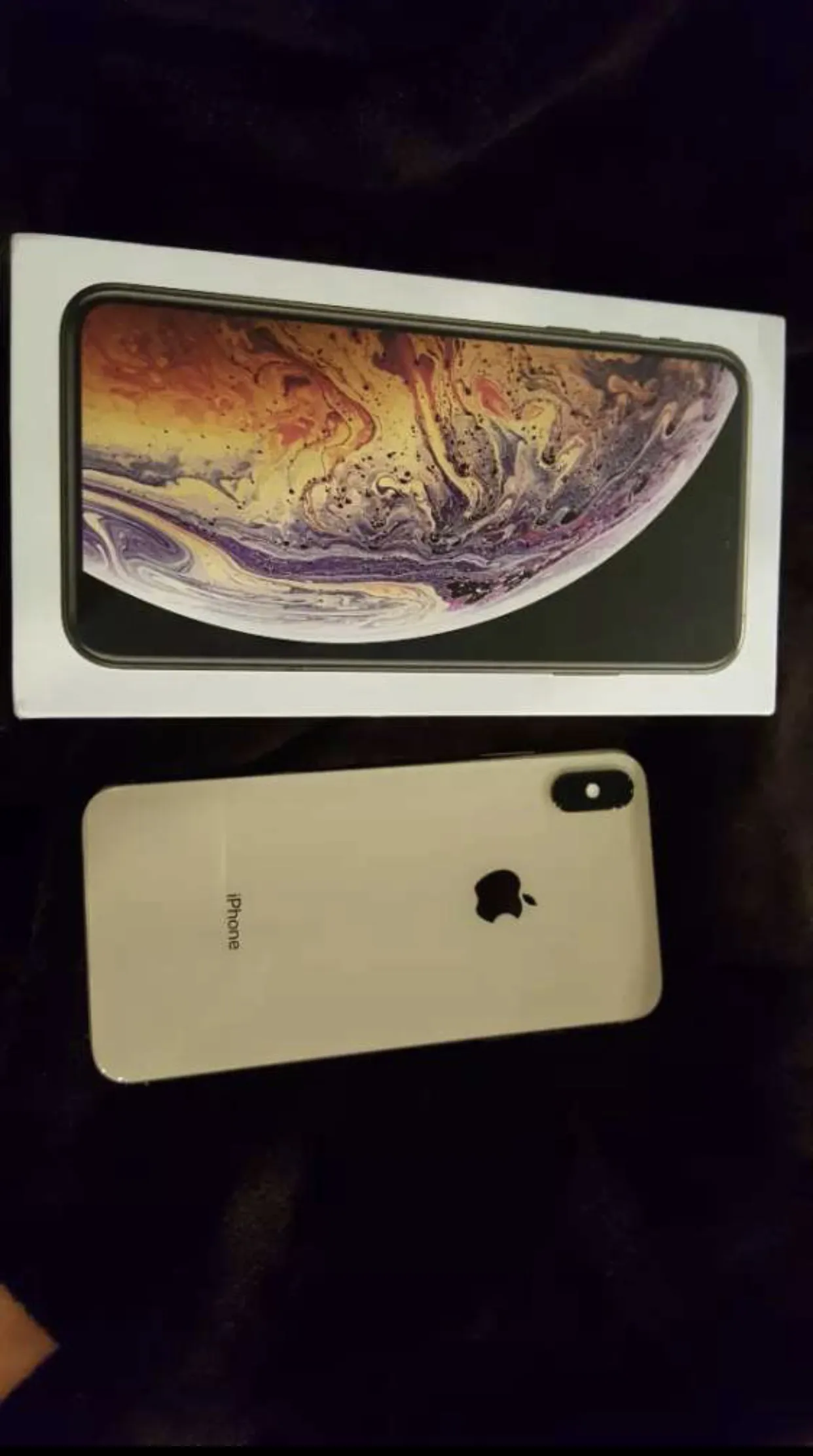 IPhone XS Max - ad image 1