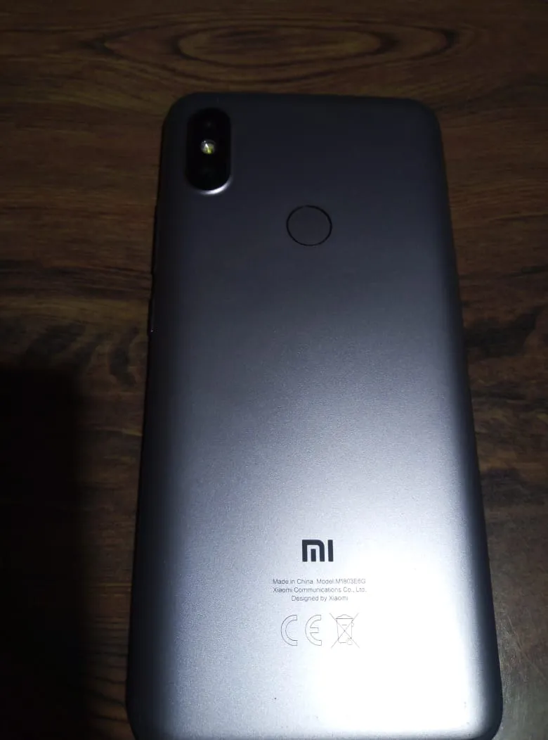 Xiaomi redmi s2/y2 4gb/64gb for sale. Excellent condition with box - ad image 1