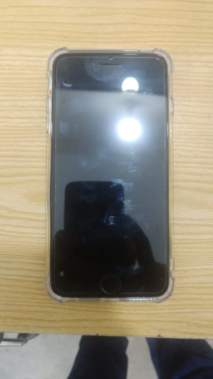 I phone 6 plus - ad image 1