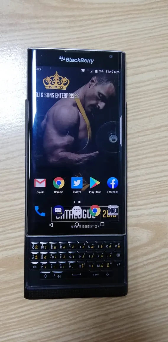 good condition 9/10 smart android phone - ad image 1