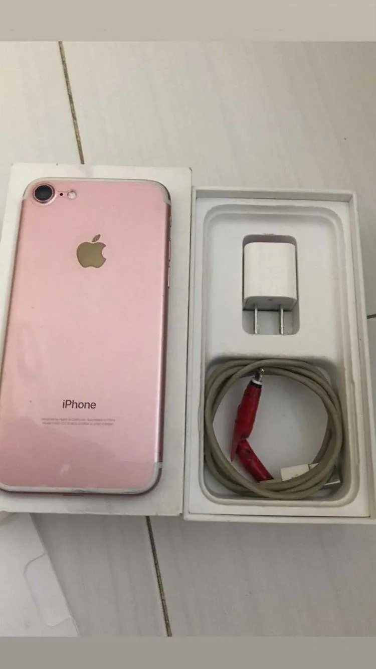 Iphone 7 rose gold - ad image 2