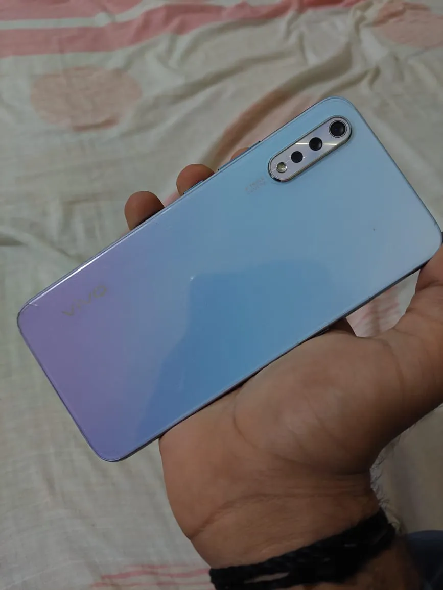 vivo S1 - ad image 4