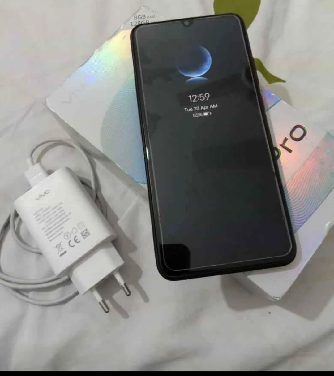 Vivo S1 Pro in excellent condition - ad image 1