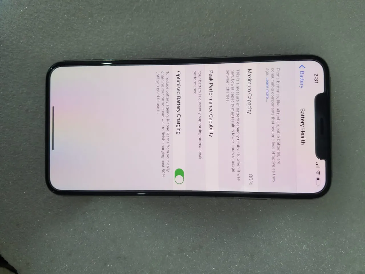 Iphone XS Max White colour - ad image 4