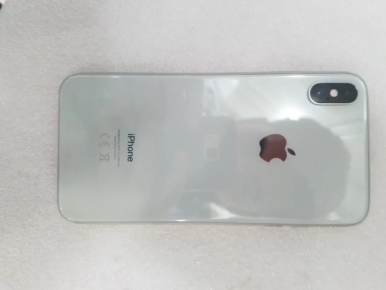 Iphone XS Max White colour - ad image 1