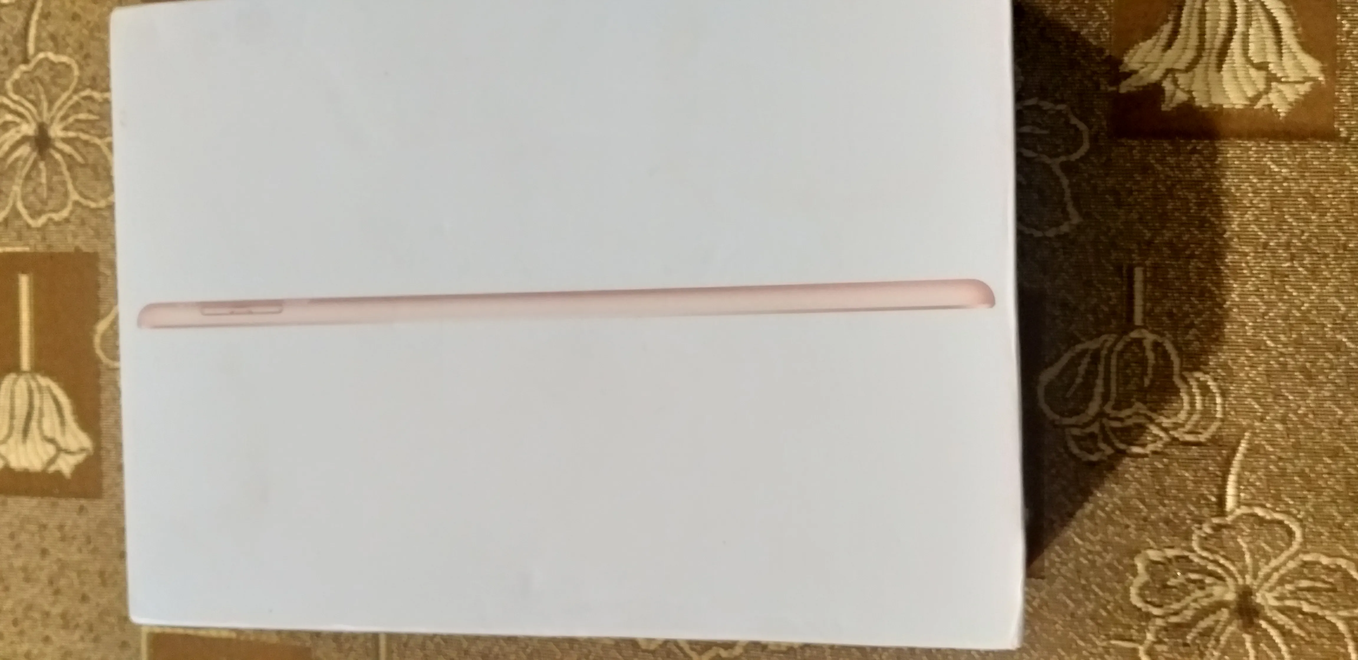 Ipad 6th generation - ad image 2