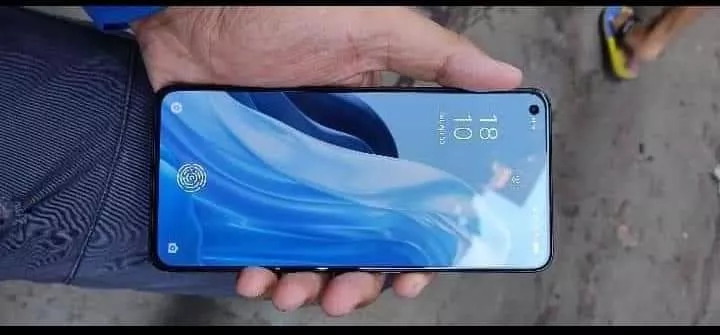 OPPO Reno 7 pro - ad image 2