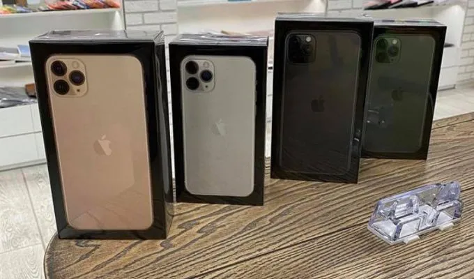 ALL APPLE IPHONE XS MAX BRAND NEW ORIGINAL - ad image 4