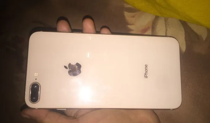 Best offer (iphone 8+) - ad image 3