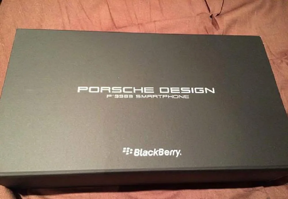 Blackberry porsche P9983 - ad image 1