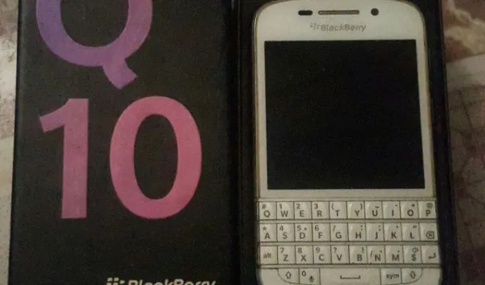 blackberry Q10 PTA approved - ad image 1