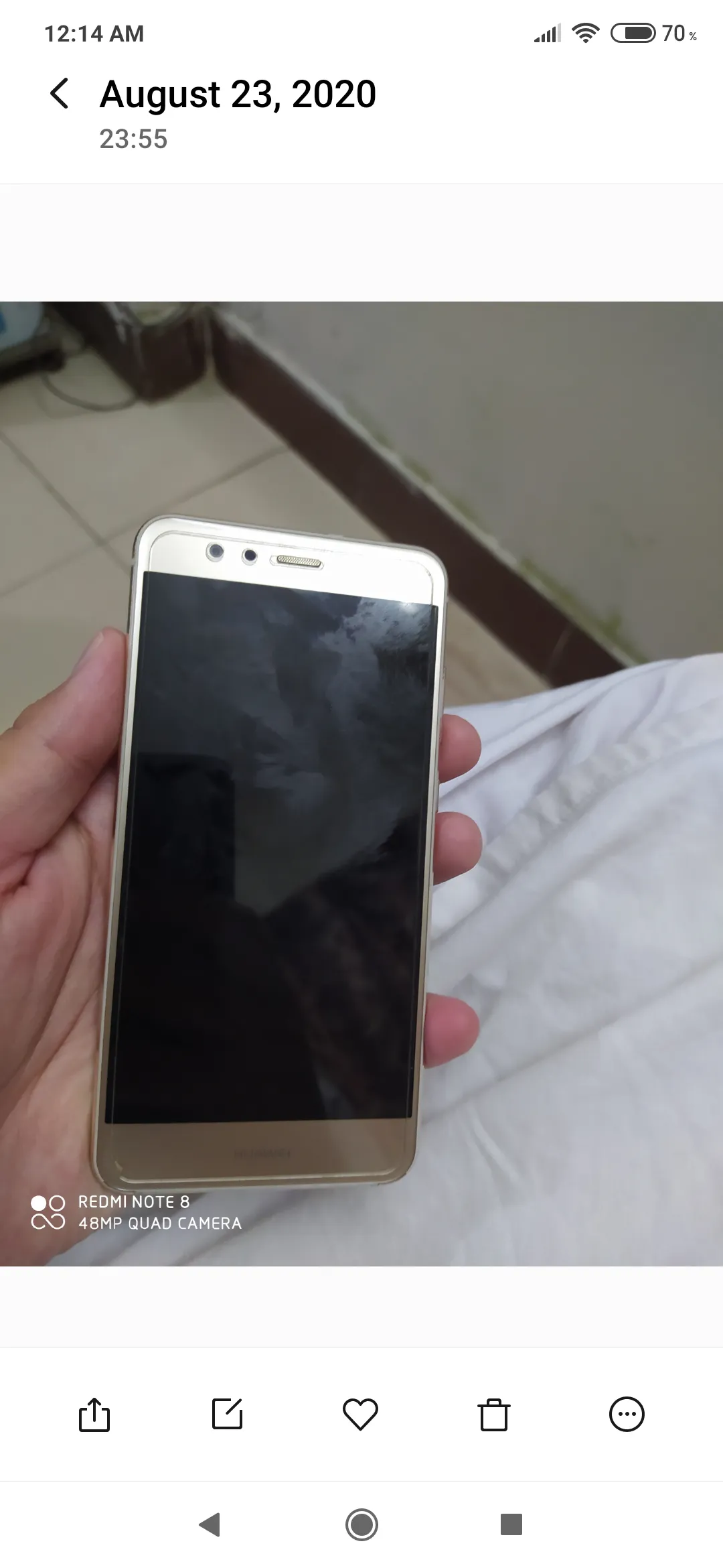 Huawei p10 lite available for sale in excellent condition in rose gold color - ad image 4