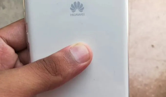 huawei p10 plus 6/64 - ad image 2