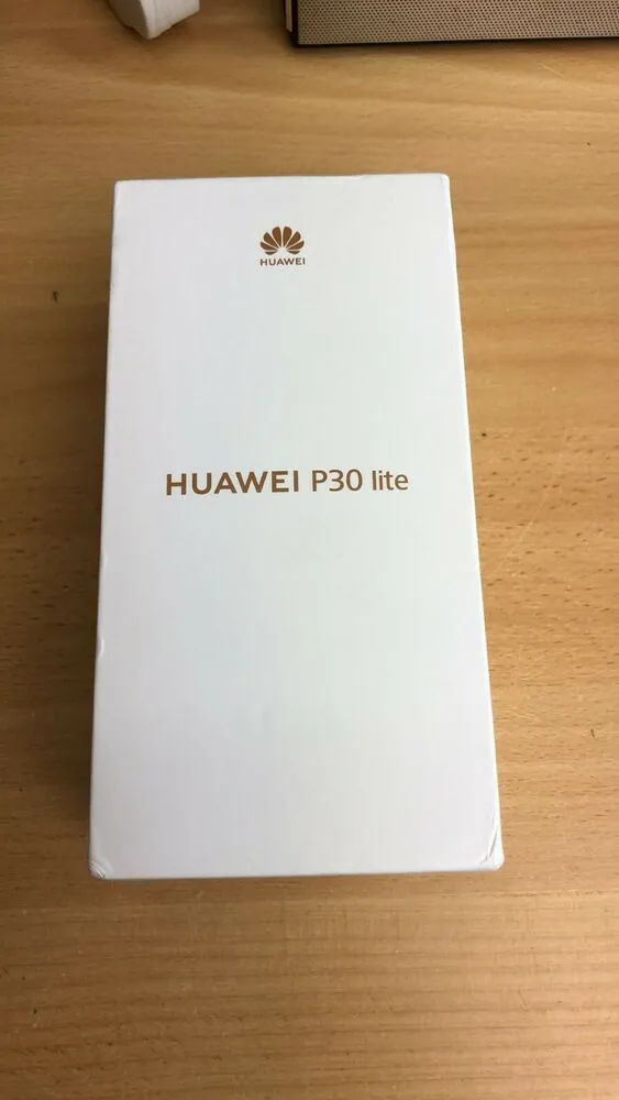 Huawei P30 lite box packed - ad image 1