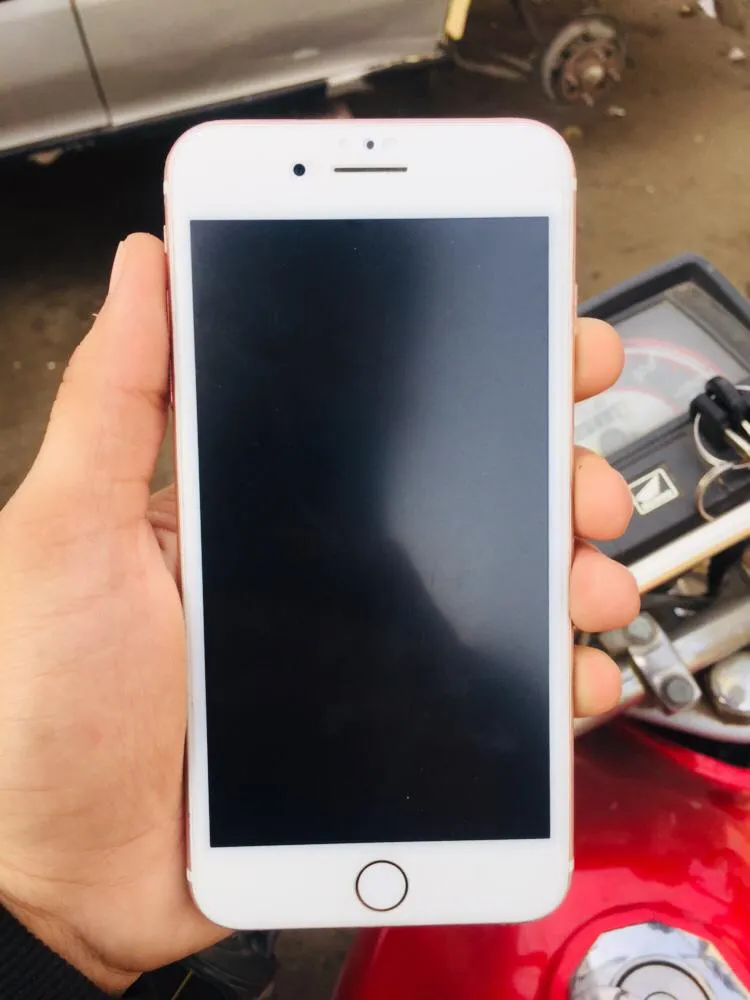 I phone 7plus 128GB for sale - ad image 3