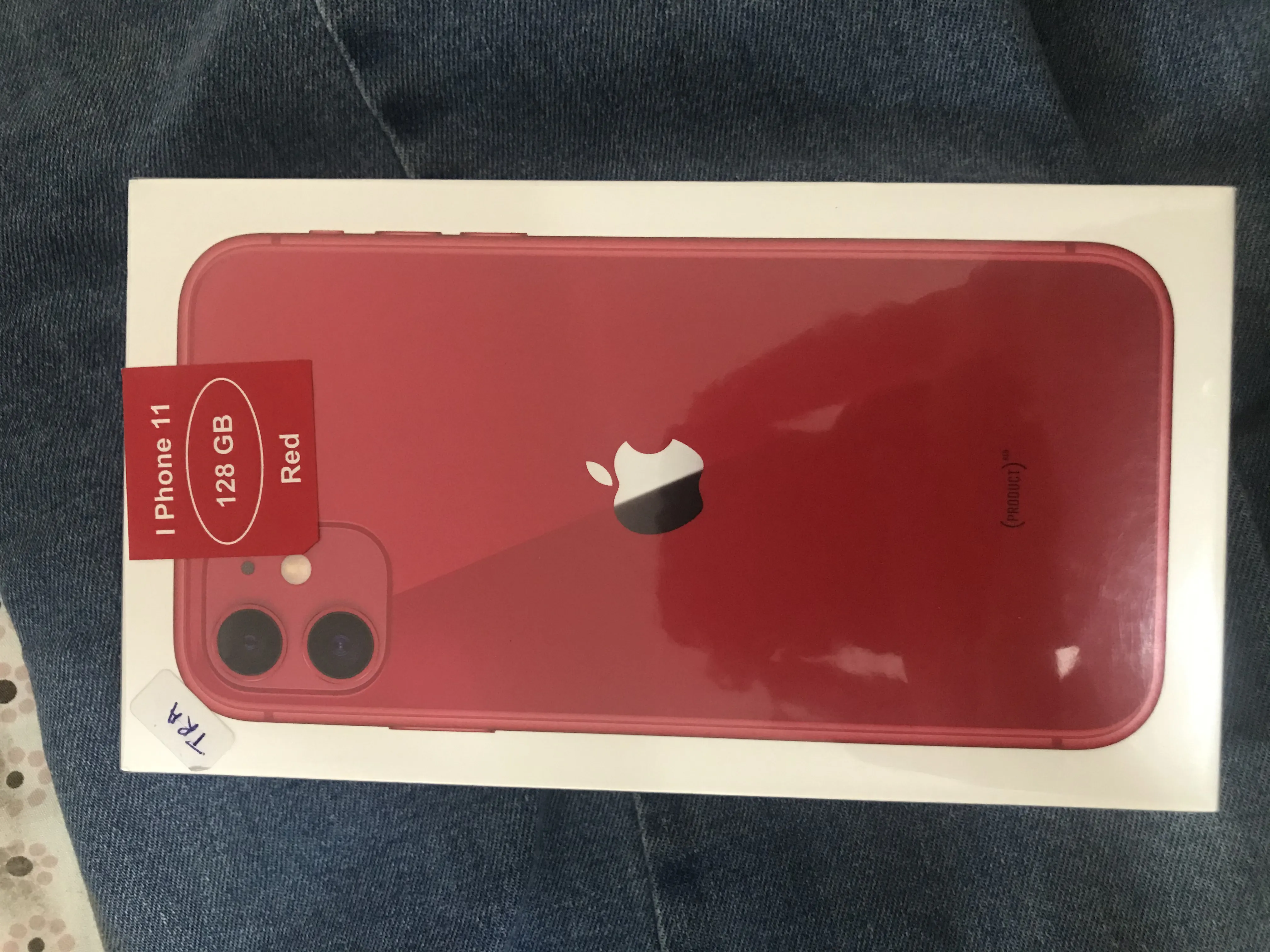 iphone 11 128gb UAE version - ad image 1