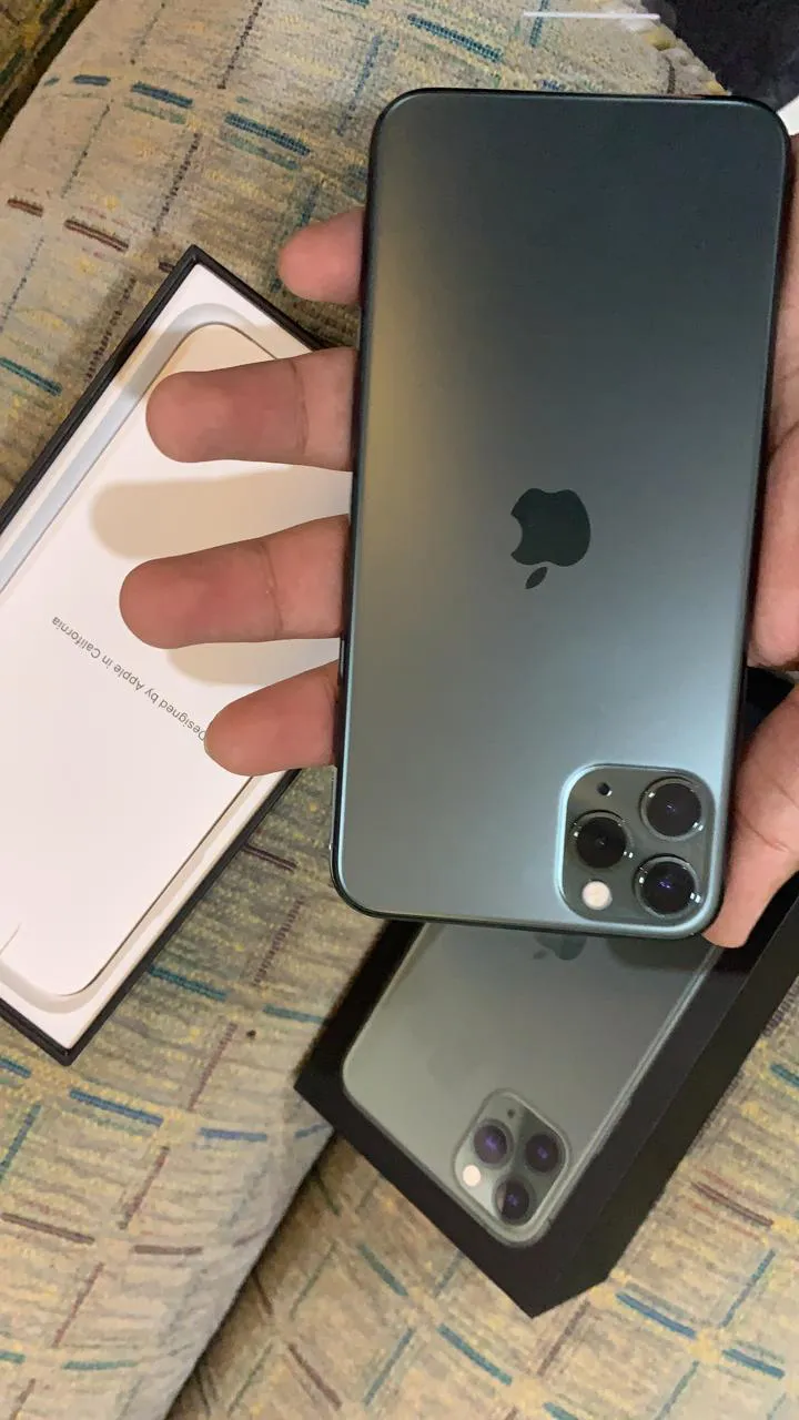 IPhone 11 Pro Max - ad image 4