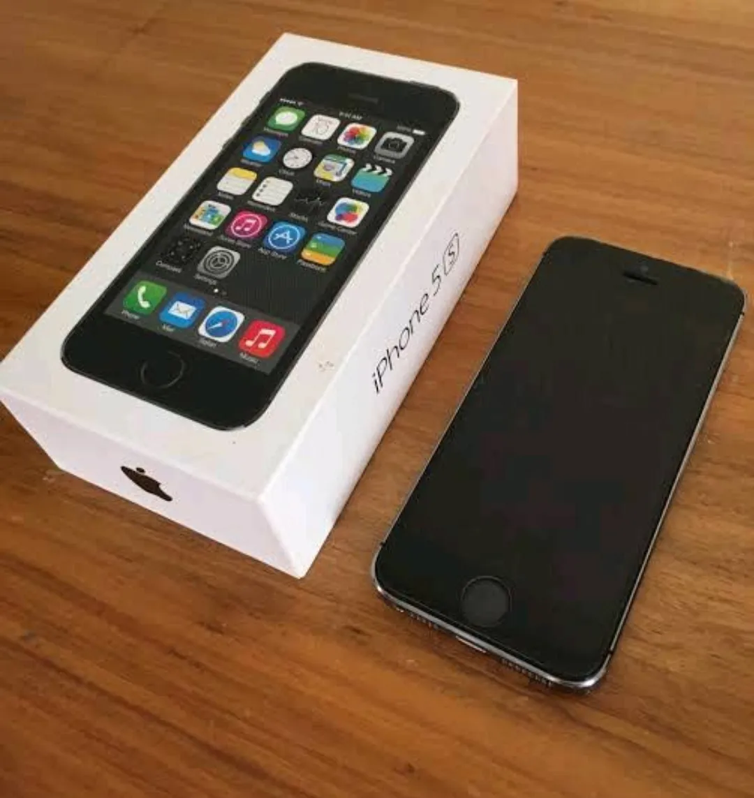 iPhone 5s with full box and 2 cover - ad image 1