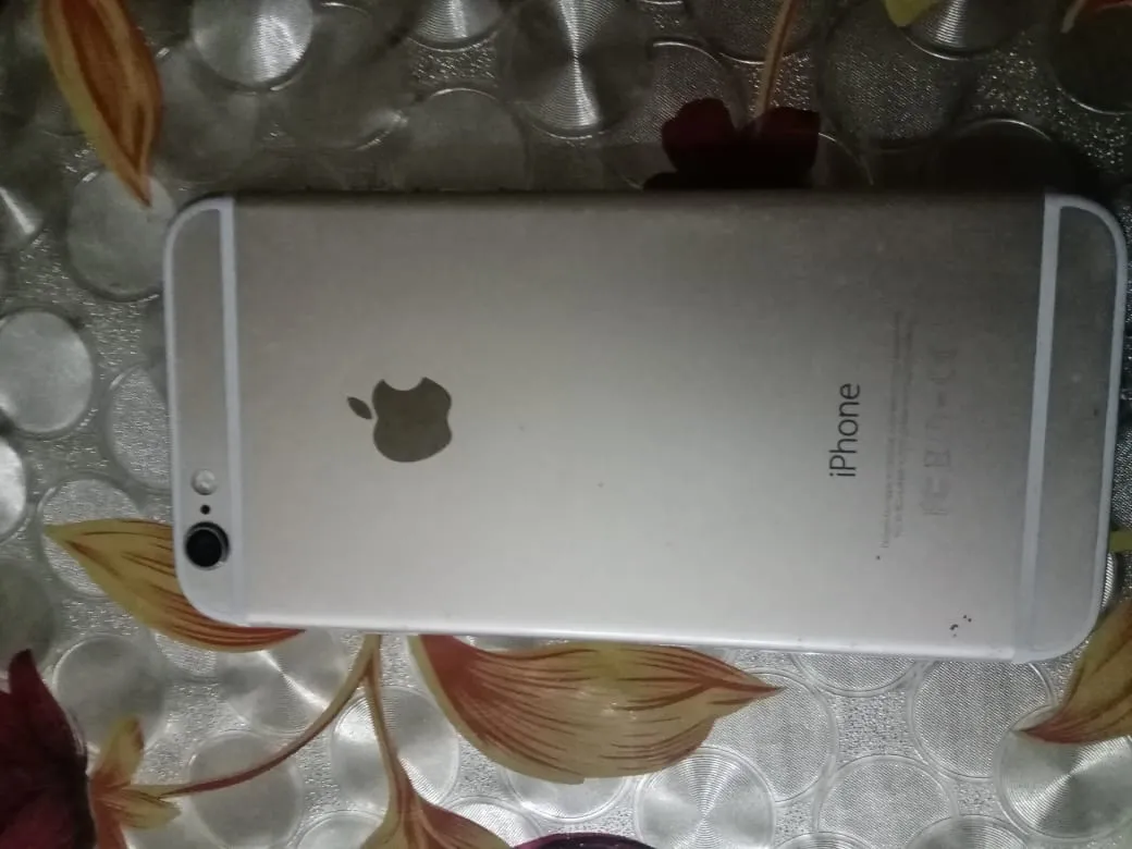 Iphone 6 64gb urgent sell - ad image 1