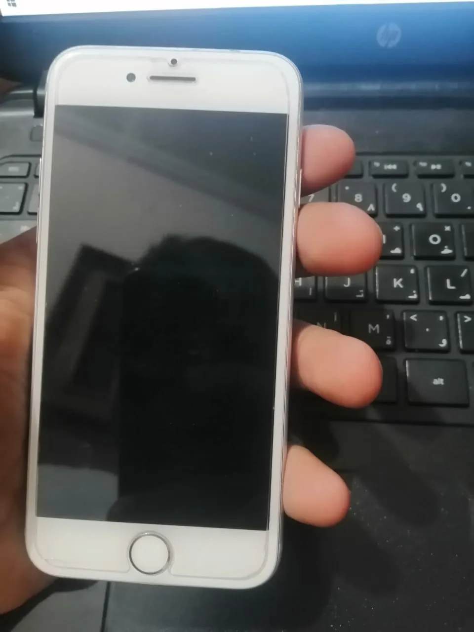 Iphone 7 128gb in good condition and in cheap price - ad image 1