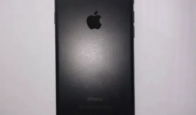 Iphone 7 32 Gb Black - ad image 2