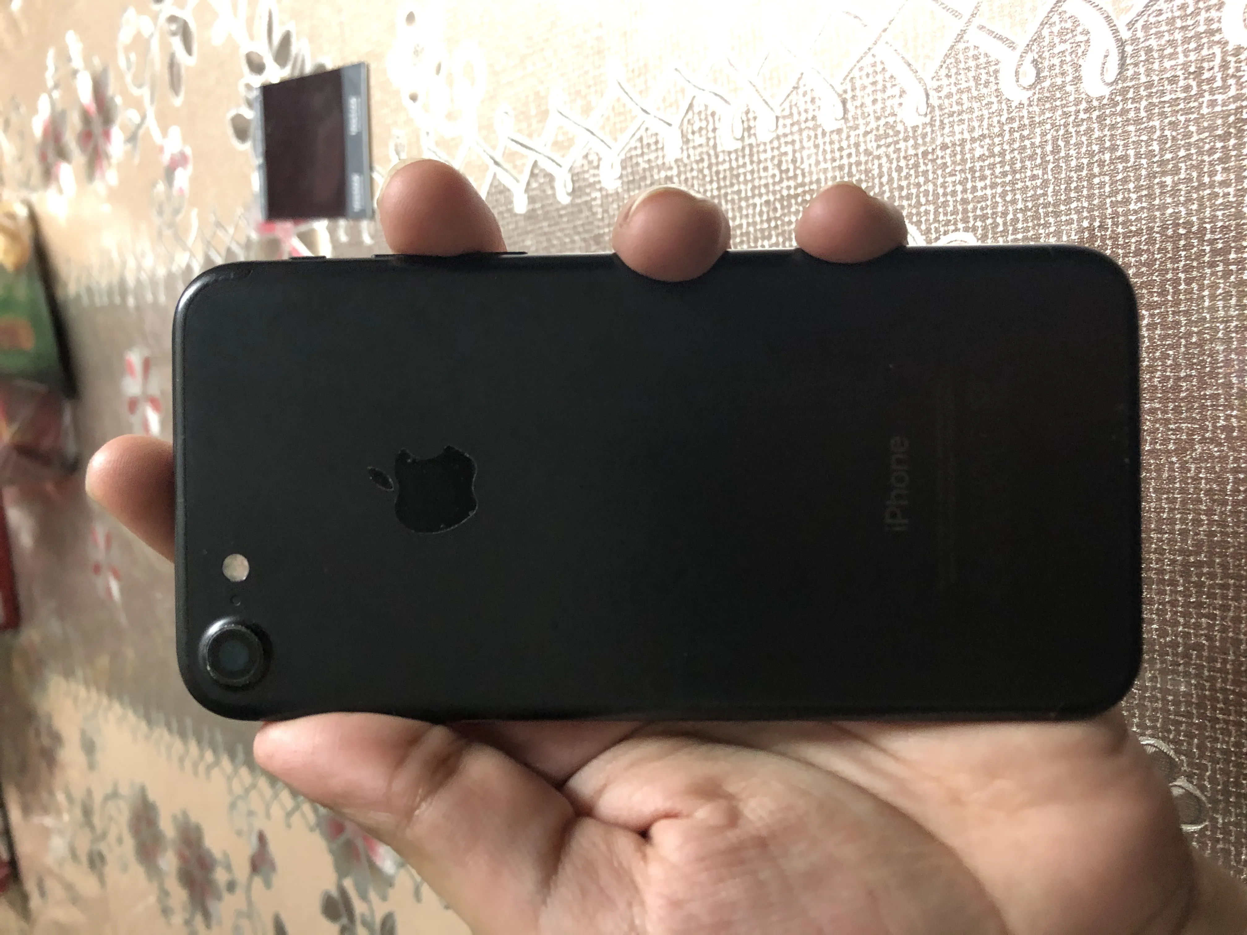 iPhone 7 32GB Condition 9/10 - ad image 2