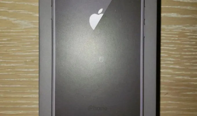 Iphone 8 Factory unlock brand new - ad image 1