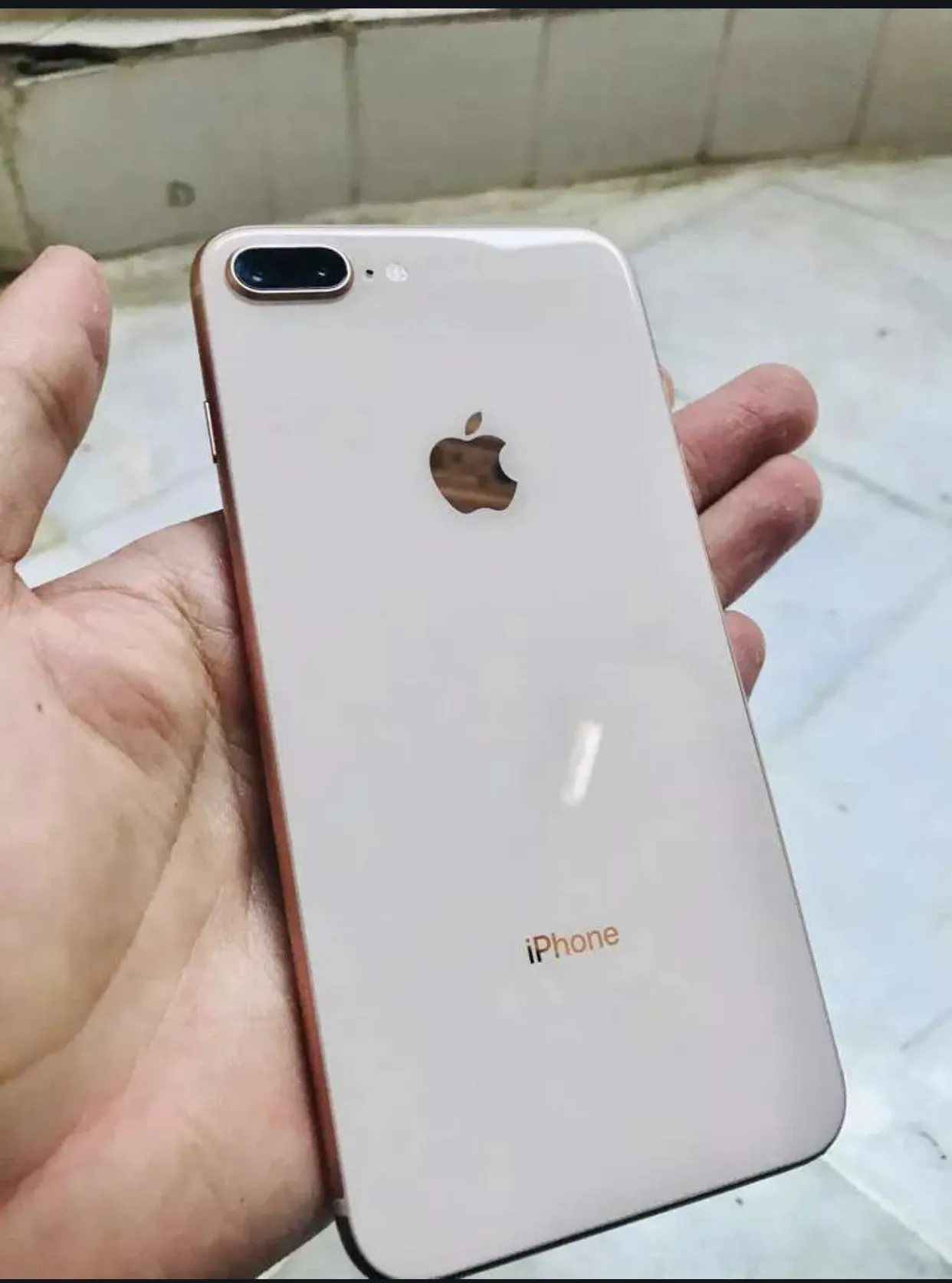 Iphone 8 plus - ad image 1