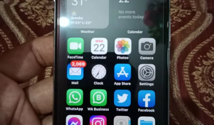 iPhone X 3gb 64gb used as Secondary phone - ad image 2