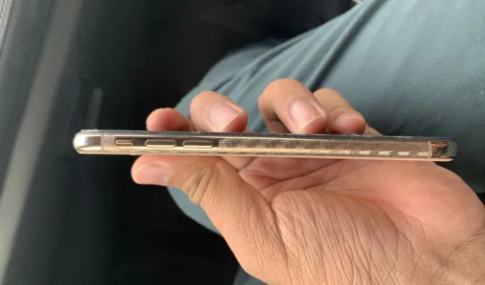 Iphone xs 256 gb gold - ad image 3