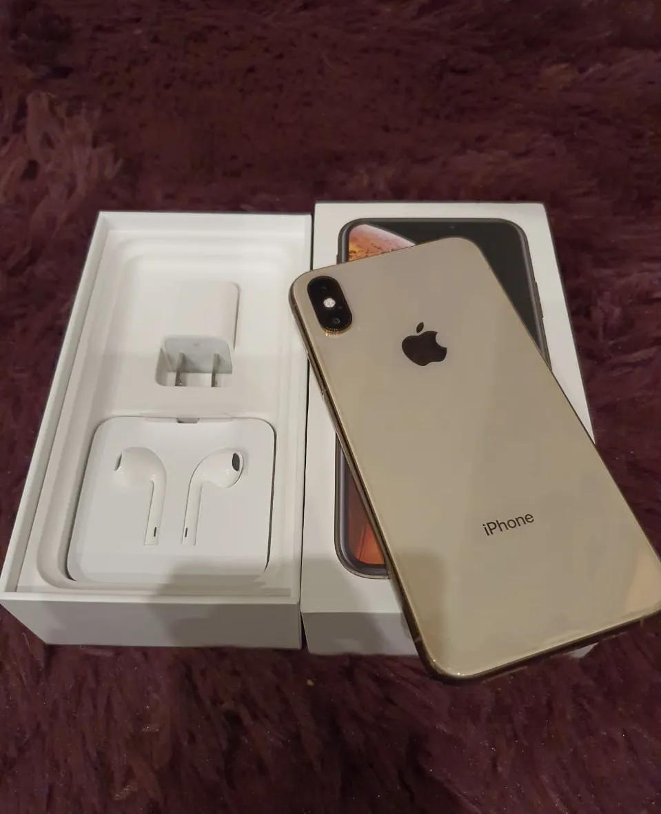 iPhone Xs (64Gb, Rose Gold) - ad image 2