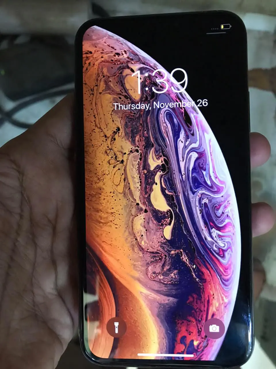 iPhone XS 64GB - ad image 1