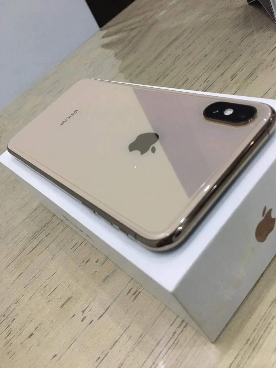 Iphone xs max 64 gb gold pta approved - ad image 1