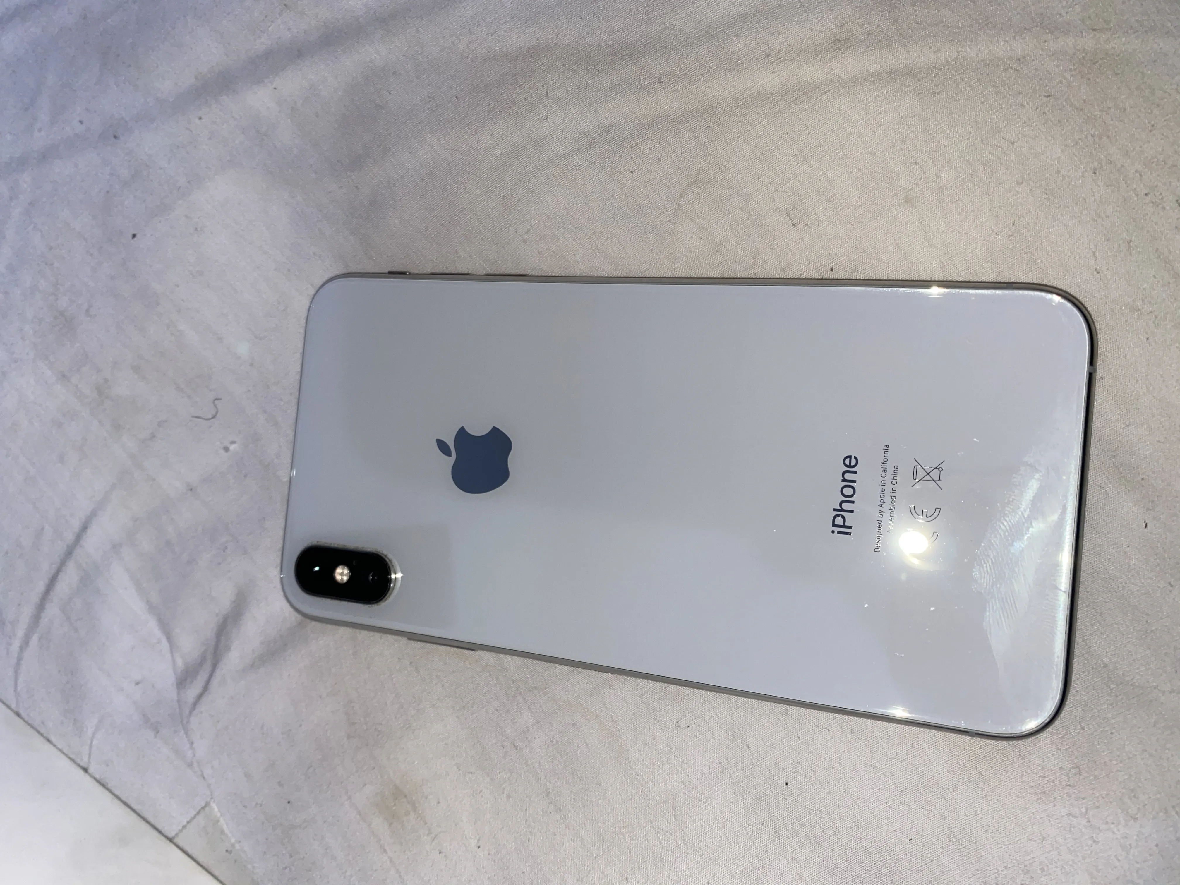 iPhone XS MAX 64 GB PTA APPROVED 10/10 Condition - ad image 1