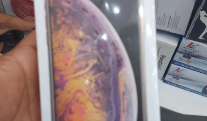 IPHONE Xs Max Gold 256 GB - ad image 1