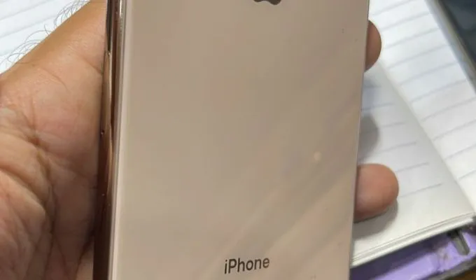 iPhone xs max - ad image 1