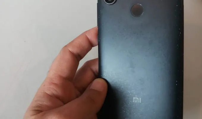 Mi A2 - ad image 2