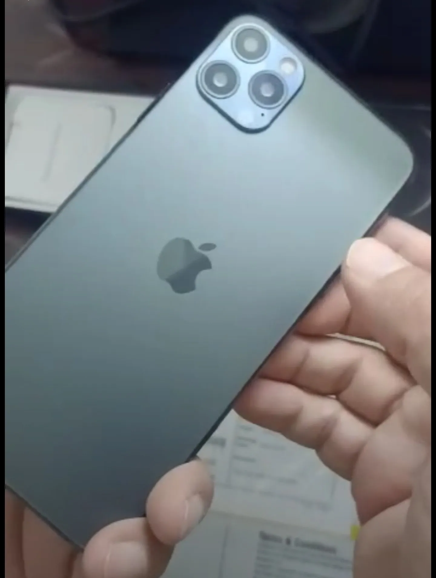 Offer for karachi users iphone 11 and 12 pro max turkish made ramazn offer - ad image 1