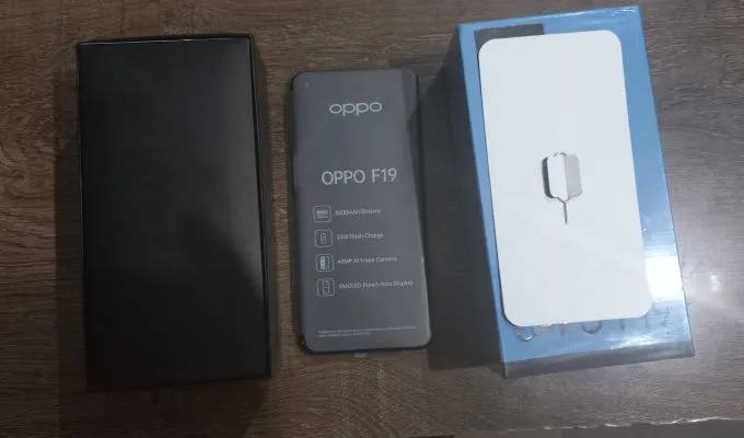 Oppo F19 New Condition just box open - ad image 2