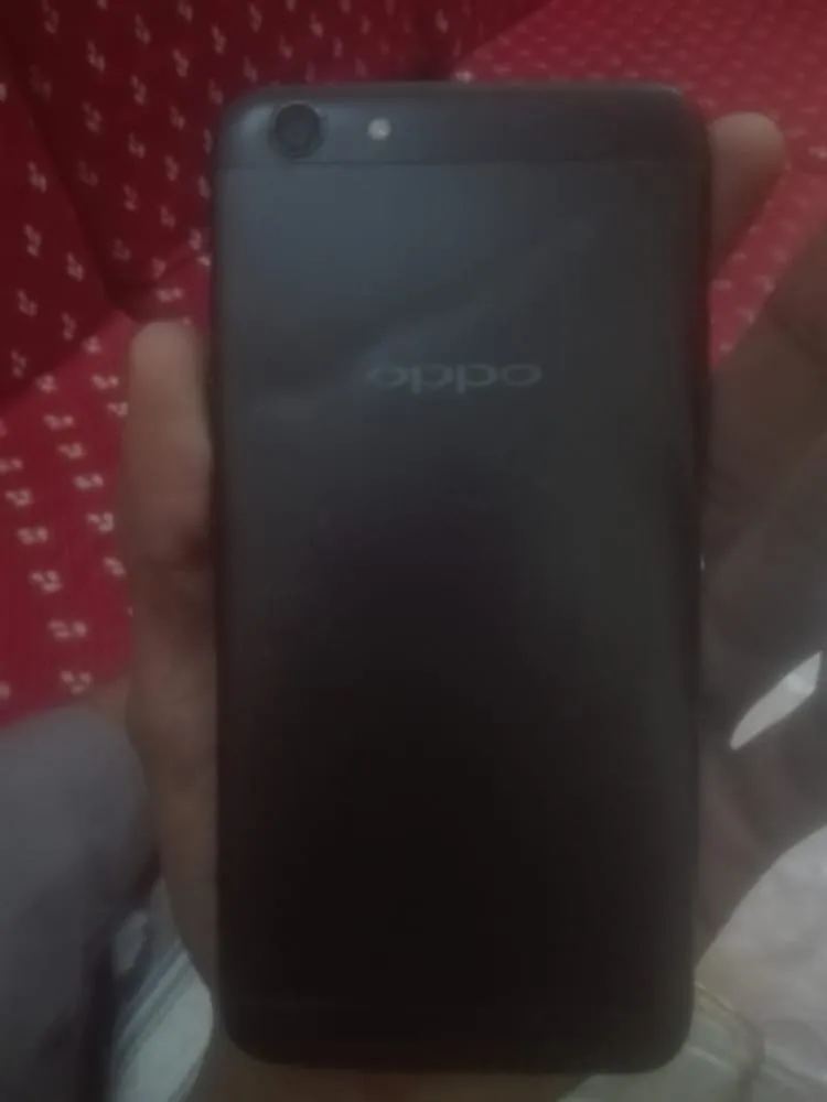 Oppo f3 4/64 - ad image 3